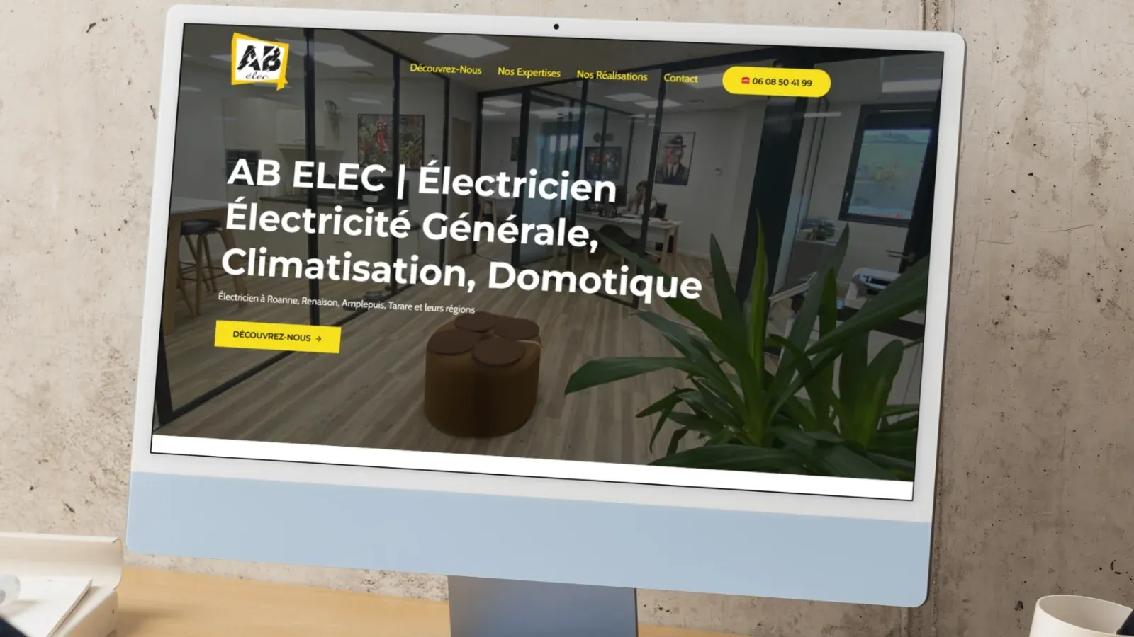 Page d'accueil du site ABElec sur un écran d'ordinateur